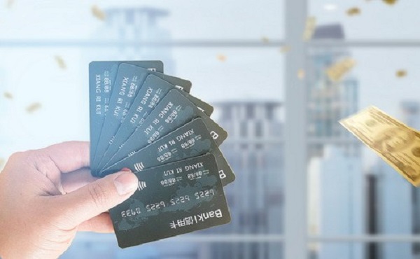 可以同时申请多家银行信用卡吗及有哪些坏处？估计大家没有想到这些！